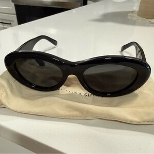 Louis Vuitton Black Round Sunglasses